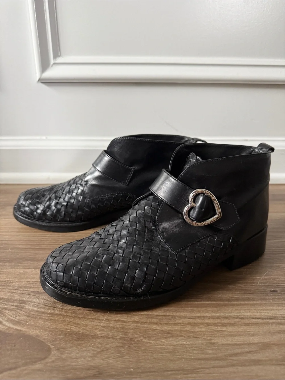 Brighton Krista Woven Leather Ankle Boots Booties Heart Buckle Black Women's 8M